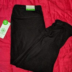 Gaiam OM yoga capri